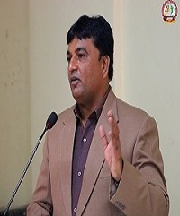 Prof. (Dr.) Chetan Trivedi